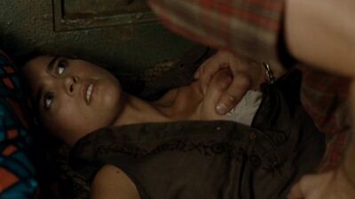 Vahina Giocante Nude - La blonde aux seins nus (2010)