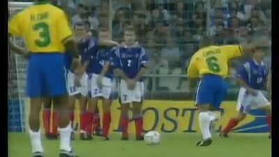 Goal Roberto Carlos (Brazil - France)