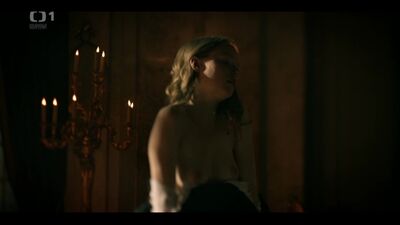 Marie-Luise Stockinger Nude - Marie Terezie EP2 (CZ-SK-HU-AT 2017) 1080p DUBBED WEB