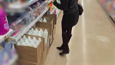 Он подарил своей любовнице еще одну секс-игрушку