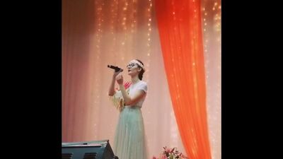 Лиза Романова