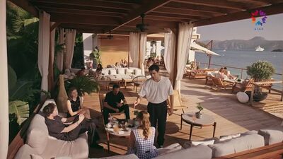 -Canım-Ablam-Ferit-i-Tut-Öp-Yalı-Çapkını_367.mp4