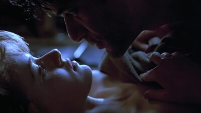 Julie Delarme Nude - C'est la tangente que je préfère (Love, Math and Sex, 1997) / Жюли Деларме - Секс, любовь и математика