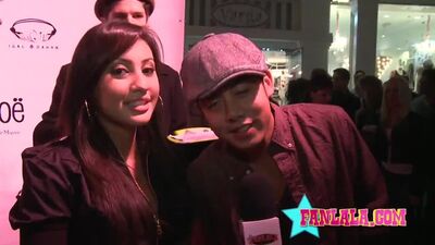 Francia Raisa Does the Body Roll