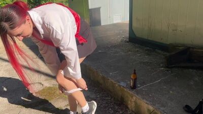 Приняла элексир изгоняющий застенчивость и снимающий трусы