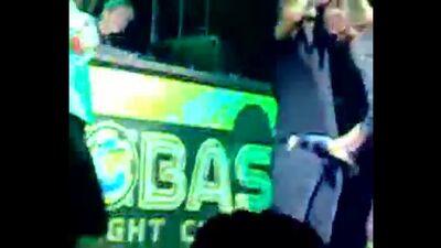 Взяла в рот у всех на глазах за 10 тысяч рублей