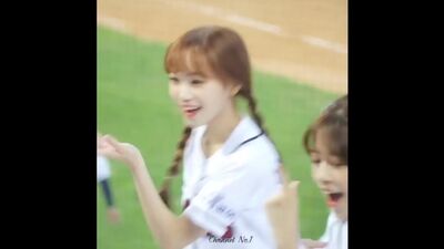 181006 Chaewon fancam in Jamsil Baseball Stadium