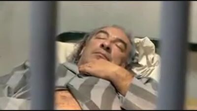 Kocasının gözünün önünde sikilen olgun Rus pornosu İzle.240.mp4