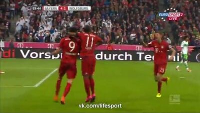 Бавария 5_1 Вольфсбург _ Пента-трик Левандовски