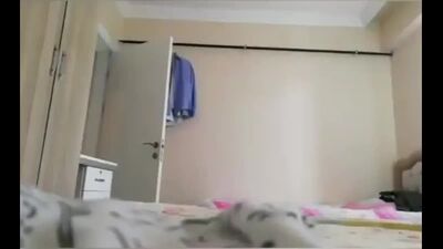 Annesini gizli kameraya almış