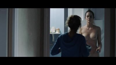 Ноэми Мерлан (Noémie Merlant nude scenes in "Le ciel attendra" 2016)