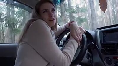 Мать привезла сына в лес и сказала либо он её трахнет либо останется в лесу