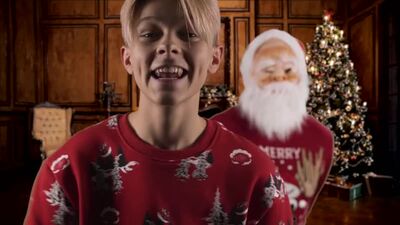 Theoz – «Årets julklapp» / швед., – «Подарок на рождество»