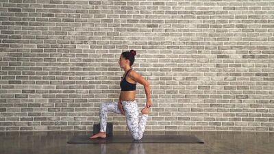 Splits Practice _ Flexibility with Sarah White