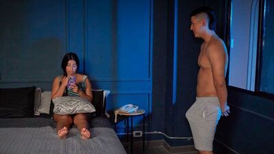 Лучше за член возьмись, чем просто смотреть на него