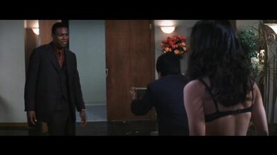 Розалин Санчес - Час пик 2 / Roselyn Sanchez - Rush Hour 2 ( 2001 )