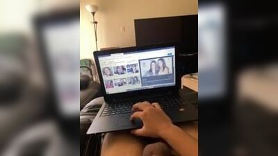 Дрочи на горячую девушку из TikTok