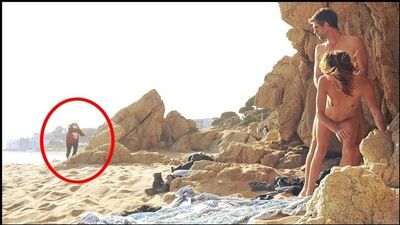 Пару застукали за сексом на пляже