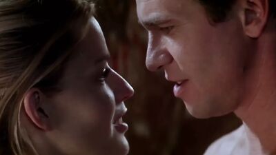 Elisabeth Shue - The Saint (1997)