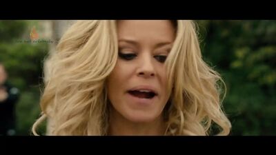Elizabeth Banks - Аллея Стыда 2014