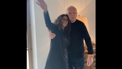 Энтони Хопкинс и Сальма Хайек танцуют в честь «Оскара»