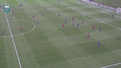 Шикарный проход и гол Лео Месси на тренировке