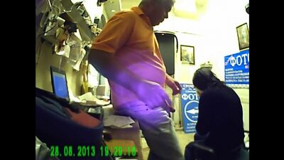 Сделала минет начальнику (русское домашнее порно)