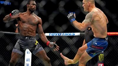 Жуткая травма, соперник в шоке: Крис Вайдман - Юрайя Холл | UFC 261 | FightSpace