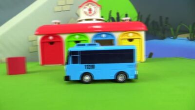 Песенка Тайо. Маленький автобус Тайо, игрушки Тайо, свинка Пеппа и Щенячий Патруль