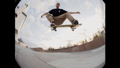 Как делать Ollie. Обучение от Саши Тушева | Footwork Skate