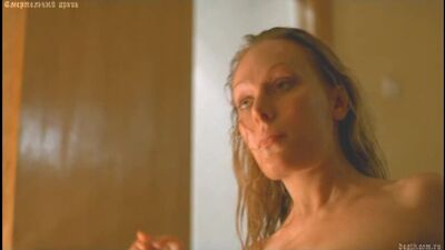 Голая Ольга Ломоносова в фильме "Ночные сестры"