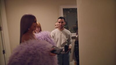 VOGUE: Подготовка к ежегодному балу института костюма «Met Gala».