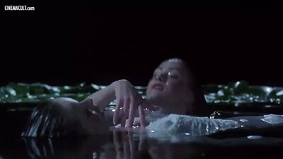 Elle Macpherson, Kate Fischer, Portia De Rossi - сирены