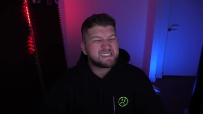 Приятный Ильдар ЧТО ОНИ СЕБЕ ПОЗВОЛЯЮТ в Тик Ток #28 - ГУСЕЙН ГАСАНОВ и СЕРЁГА СХОДЯТ С УМА