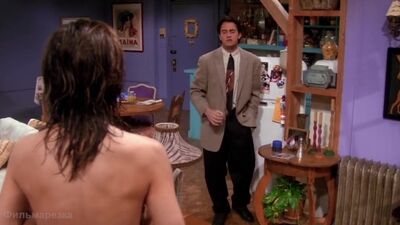 Соски просвечивают. Друзья. 1 сезон - 13 серия (1-4)