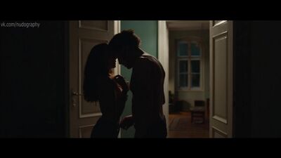Тереза Палмер голая - Teresa Palmer Nude в фильме Берлинский синдром (Berlin Syndrome, 2017, Кейт Шортланд) 1080p