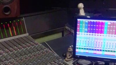 Tim3bomb - The Making Of Magic ft. Tim Schou