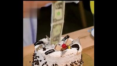 ТОРТ С ДЕНЬГАМИ ВНУТРИ. Я БЫ НЕ ОТКАЗАЛСЯ