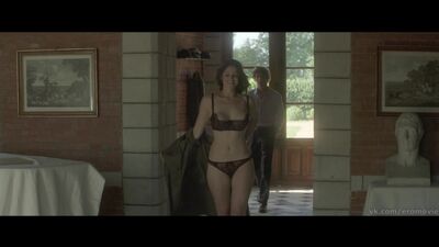 Секс с Джеммой Артертон на столе 2