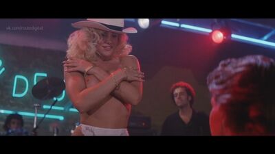 Julie Michaels, Cheryl Baker, Dawn Ciccone, Laura Albert, Kelly Lynch, others Nude - Road House (1989) BDRip 1080p Watch Online