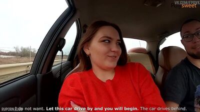 Минет за рулем! когда прохожие смотрели на девушку PolySweet [порно, хентай, секс, трахает, русское, инцест, домашнее]
