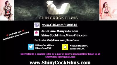 Большой подглядывание за зрелой милфой, примерка трусиков - вуайерист -