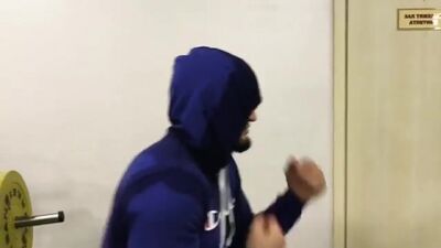 Абукар Яндиев гоняет вес к бою с Александром Бутенко