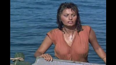 Софи Лорен голая - Sophia Loren_Boy On a Dolphin