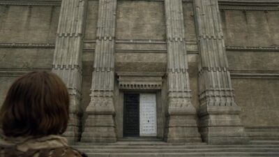 Арья Старк и Безликий. Чёрно-белый дом. Игра Престолов.