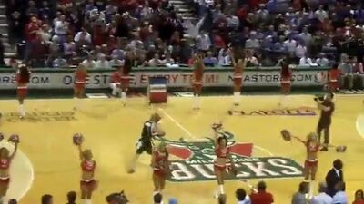 Баскетбол - бросок с лестницы)