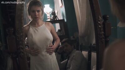 Анна Цуканова-Котт голая в фильме "Параллельные прямые пересекаются в бесконечности" (2015, Лика Алексеева)