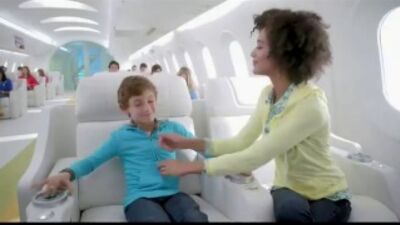 Sexy Curves Jennifer Love Hewitt, Julie Hagerty - Old Navy TV Commercial