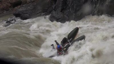 Горшочек вари (2013, Антон Нищета, - Мажойский каскад, порог Малыш, река Чуя)