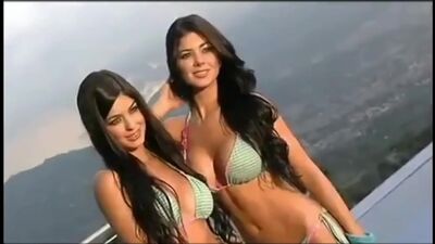 Mariana and Camila Davalos sexy twins 5